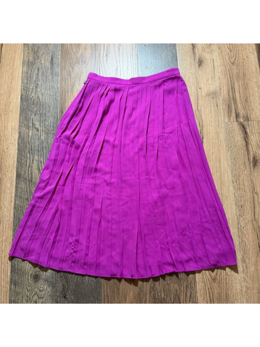 J. Crew Factory Long Pleated Midi Skirt Women's Size 4 in Radiant Fuchsia - EUC! - Picture 2 of 5